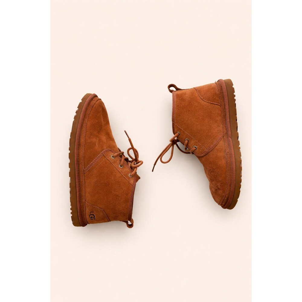 UGG Neumel Chukka Boots Men’s Size 11 Chestnut Suede Shearling Lined Casual
